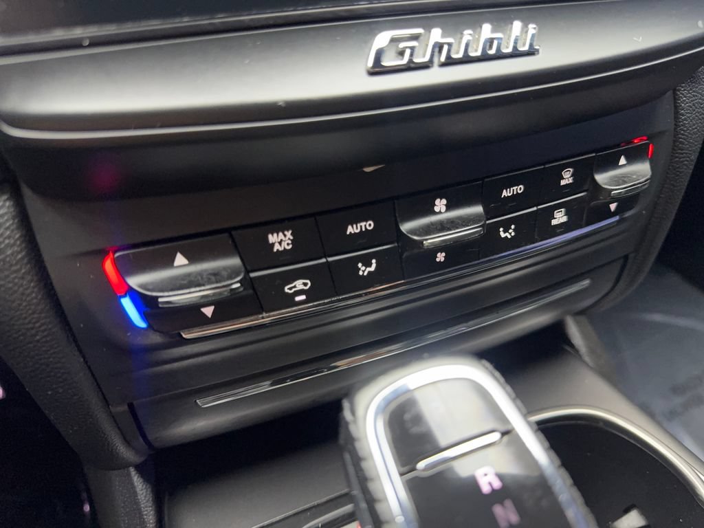 Used 2020 Maserati Ghibli RWD image 65