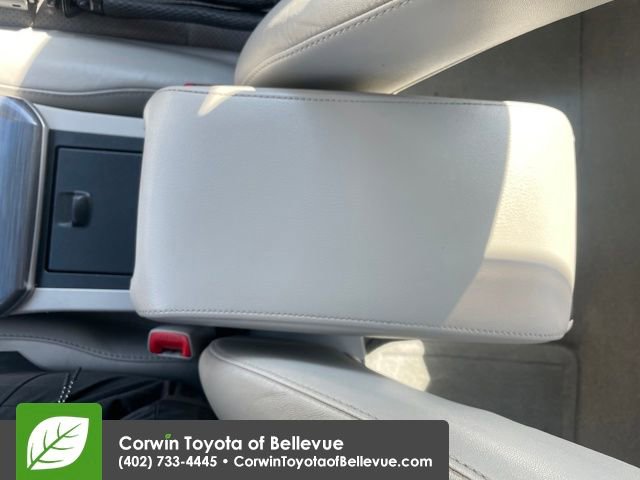 Used 2014 Toyota Camry XLE w/ Leather Package image 15