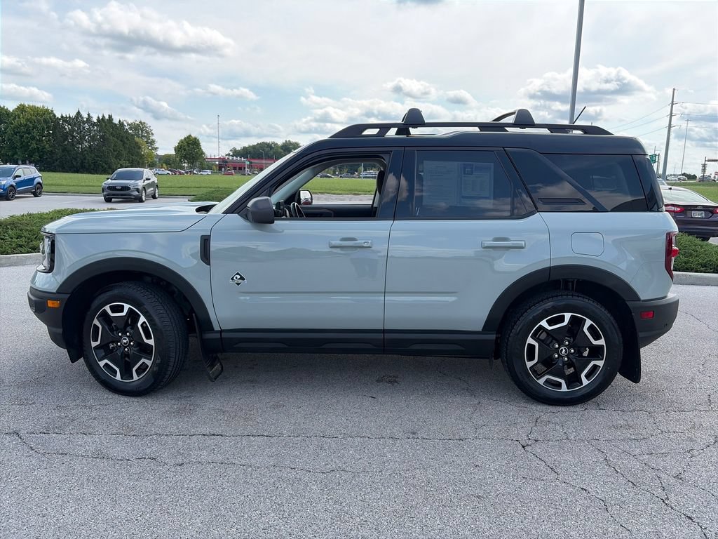 Used 2023 Ford Bronco Sport Outer Banks w/ Tech Package AWD/4WD image 4