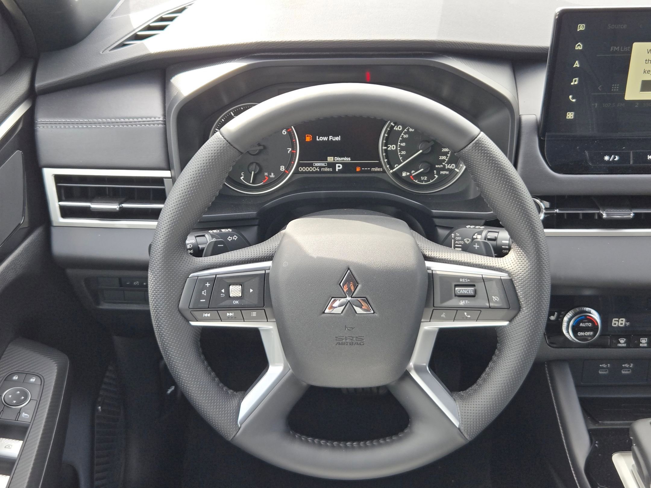 New 2026 Mitsubishi Outlander LE AWD/4WD image 18