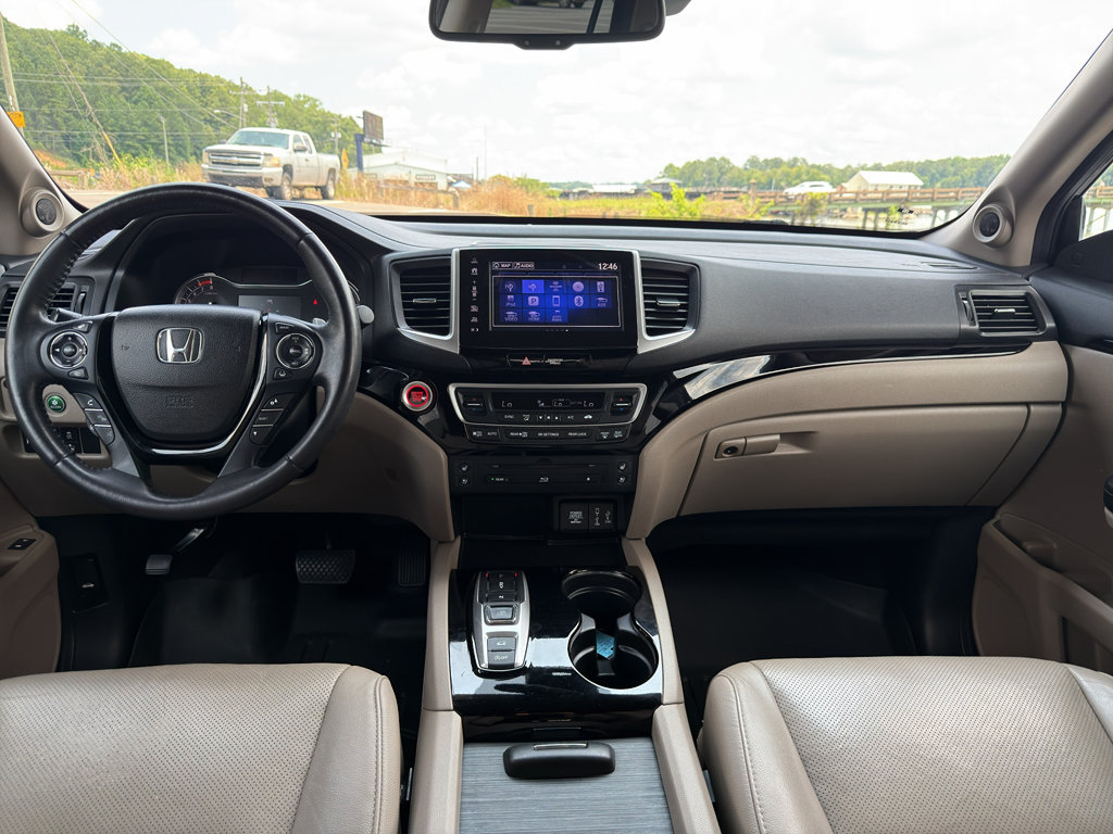 Used 2017 Honda Pilot Elite image 23