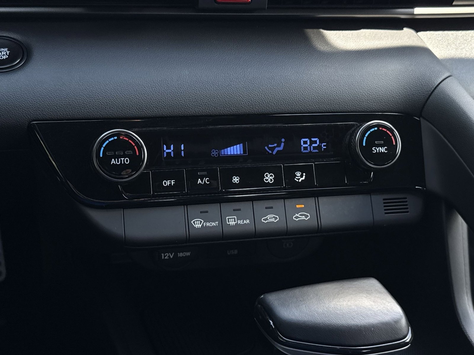 Certified 2025 Hyundai Elantra Sport FWD image 21