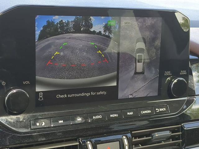 Certified 2025 Nissan Pathfinder Platinum w/ Lighting Package (N93) image 22