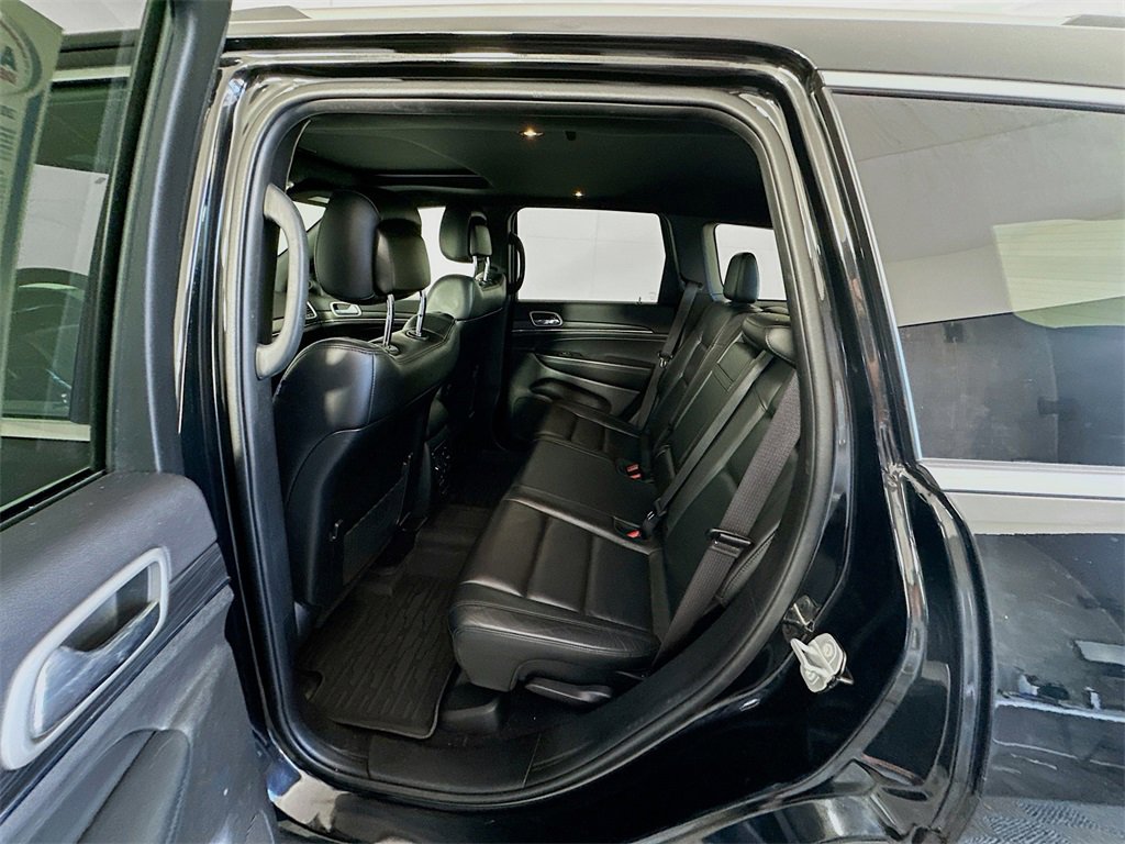 Used 2021 Jeep Grand Cherokee Limited image 25