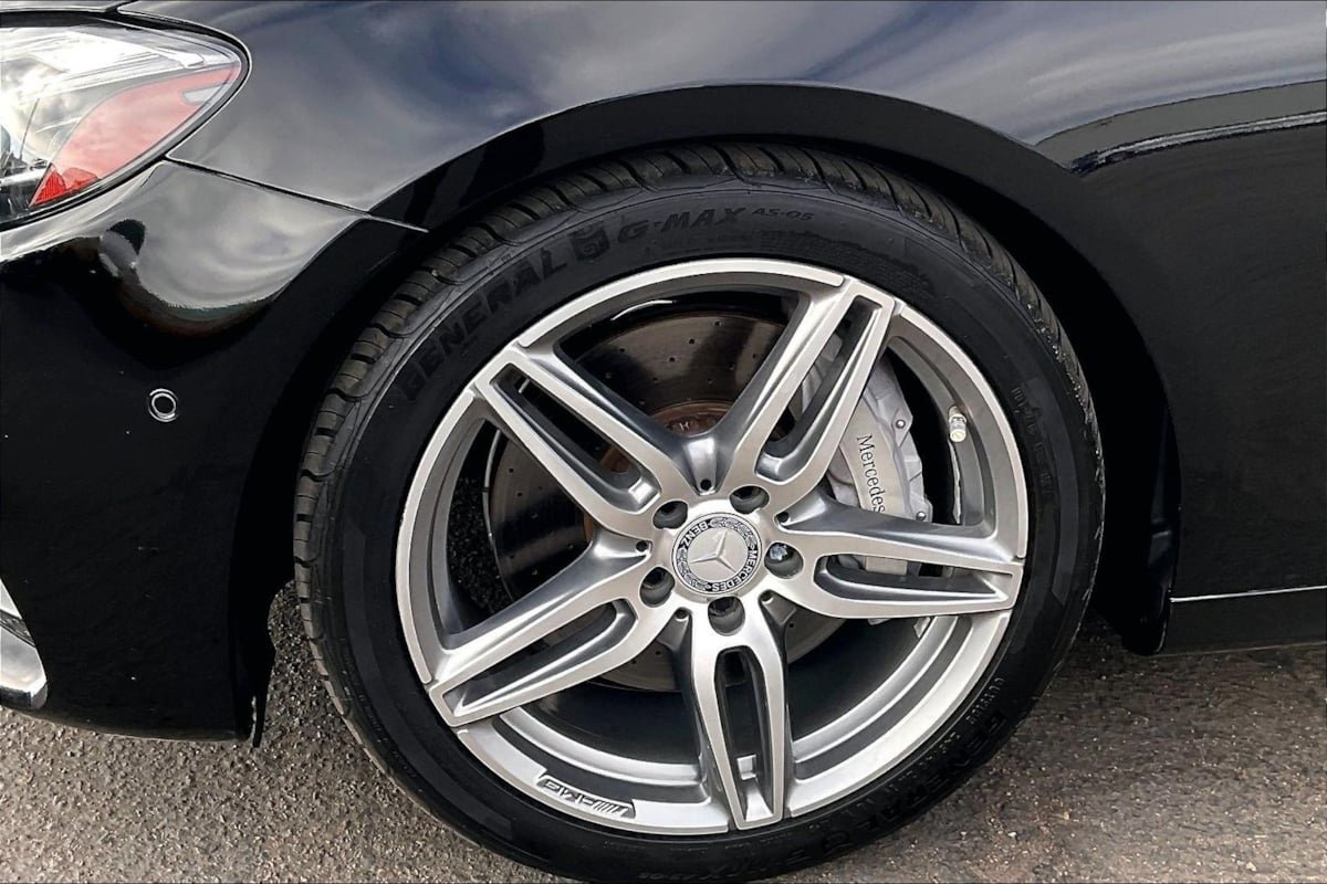 Used 2017 Mercedes-Benz E 300 image 7