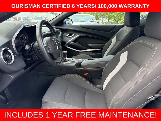 Used 2022 Chevrolet Camaro LT RWD image 19