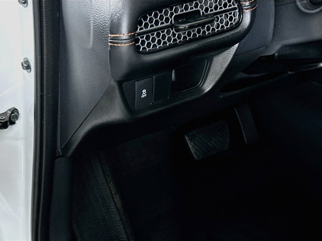 Certified 2026 Honda HR-V Sport image 10