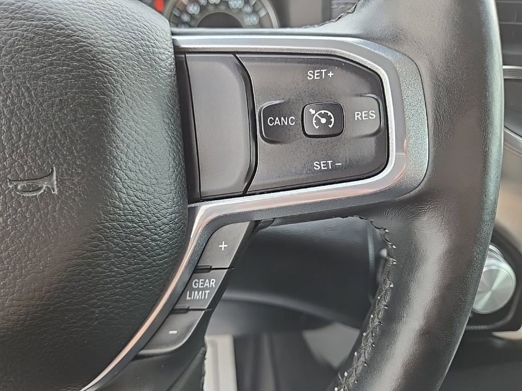 Used 2019 RAM 1500 Laramie AWD/4WD image 23