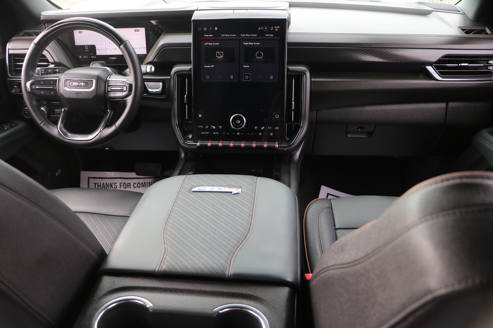 Used 2025 GMC Yukon XL AT4 w/ AT4 Premium Plus Package AWD/4WD image 16