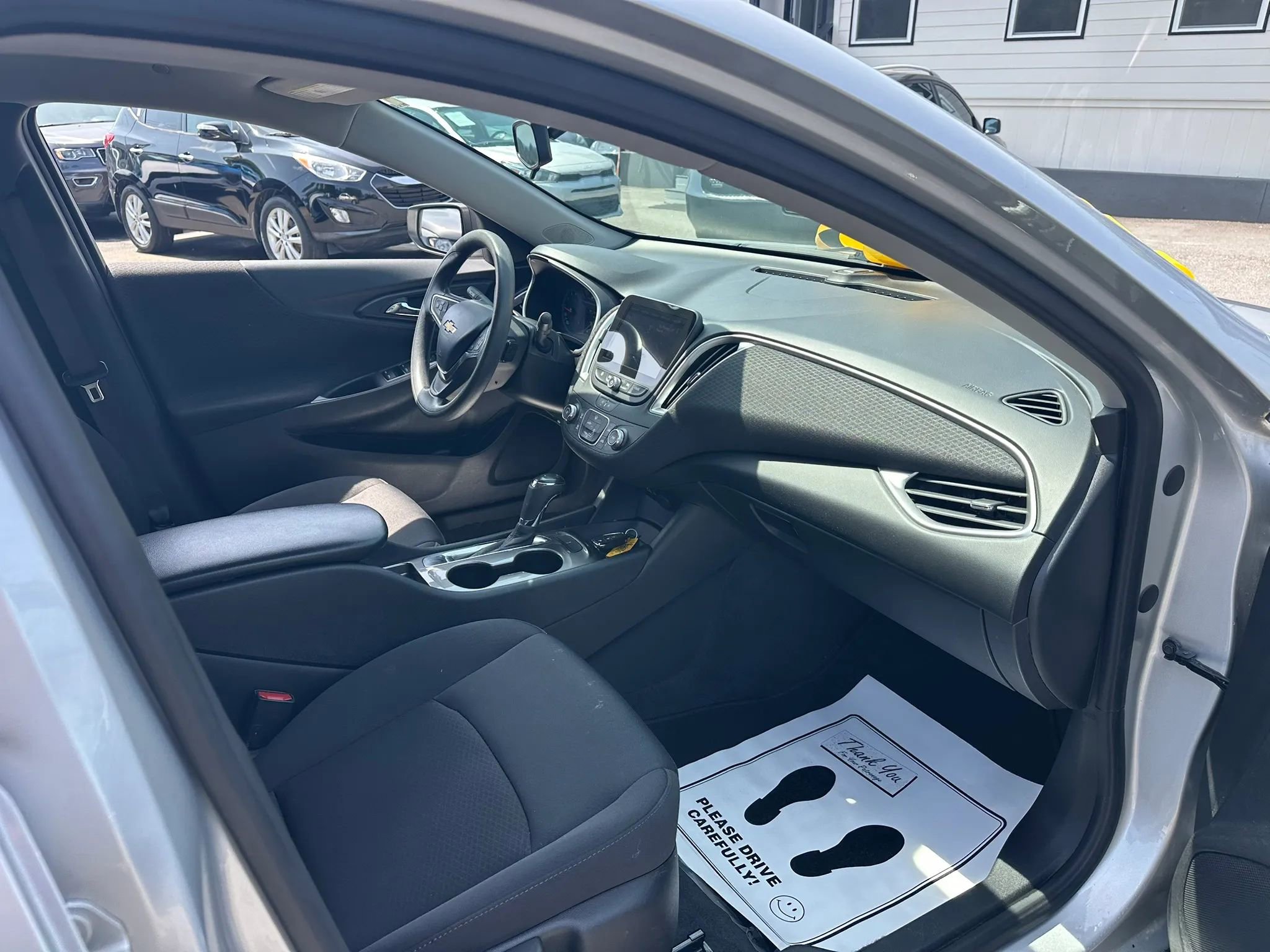 Used 2020 Chevrolet Malibu LS FWD image 15