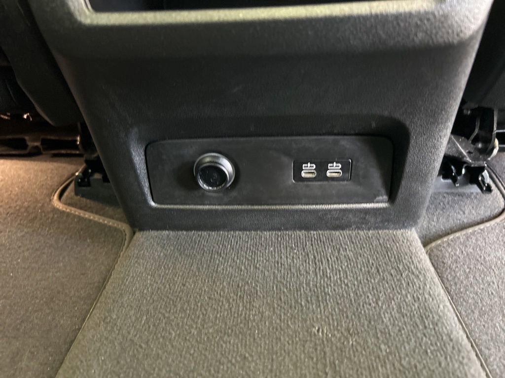 Used 2025 BMW X7 xDrive40i image 32