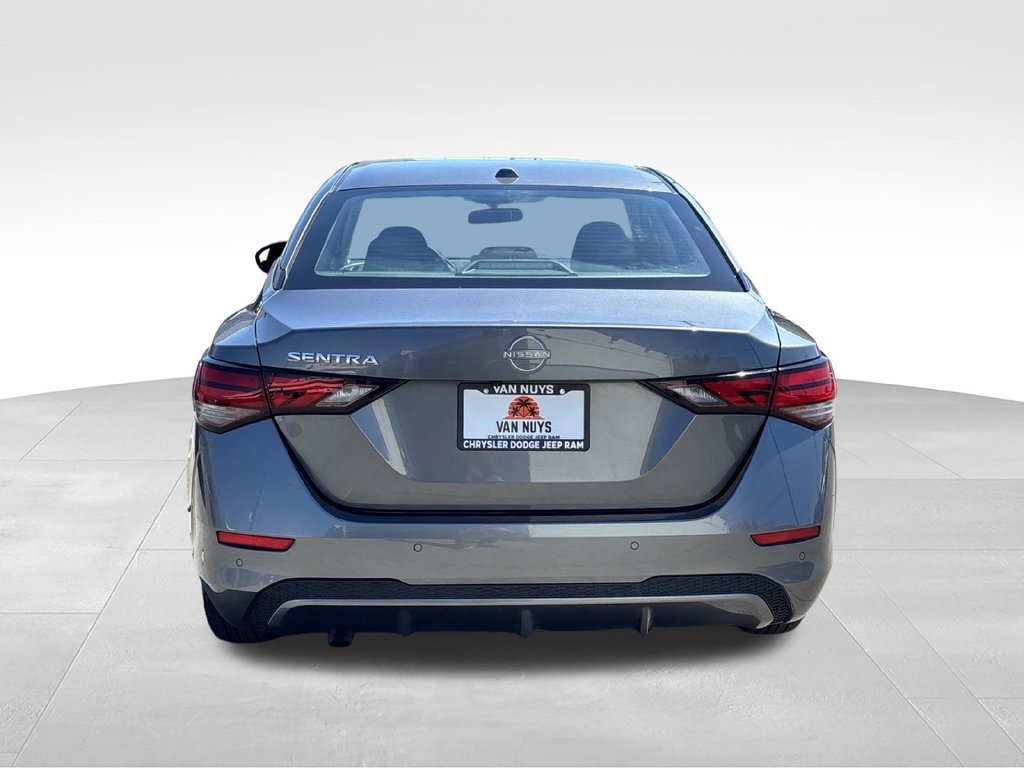 Used 2025 Nissan Sentra SV FWD image 4