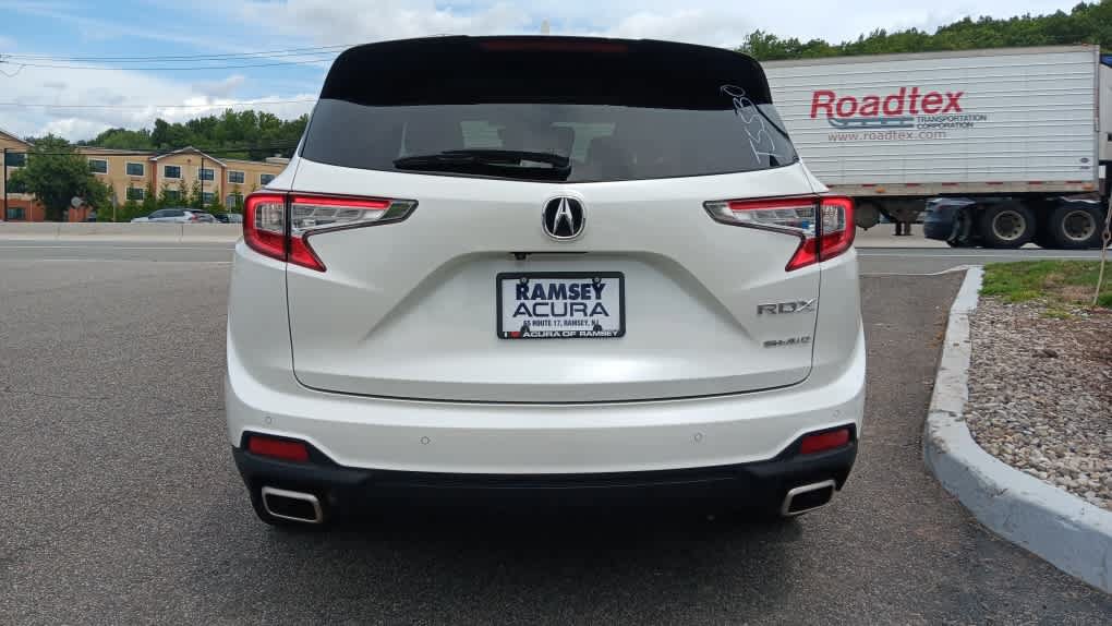 Used 2023 Acura RDX w/ Advance Package AWD/4WD image 4