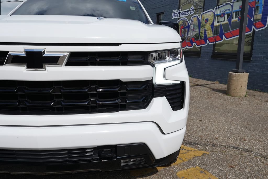 Used 2023 Chevrolet Silverado 1500 RST w/ Protection Package AWD/4WD image 5