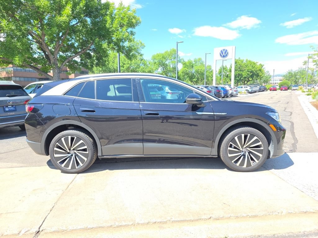 Certified 2023 Volkswagen ID.4 Pro S Plus AWD/4WD image 7