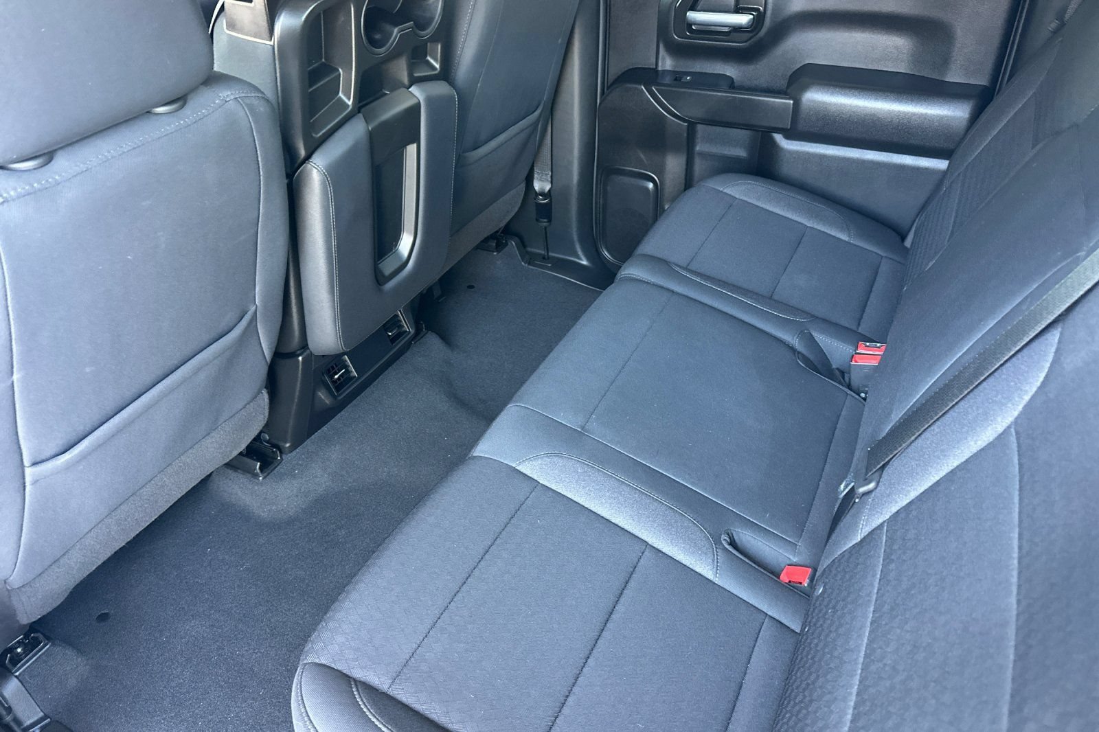 Used 2022 Chevrolet Silverado 1500 Custom RWD image 11