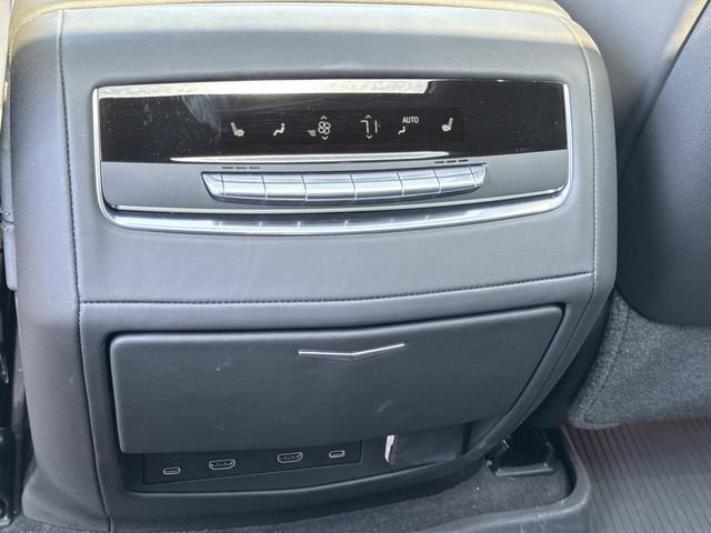 Certified 2025 Cadillac Escalade Sport Platinum w/ LPO, Floor Liner Package AWD/4WD image 18