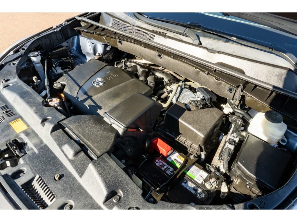 Used 2019 Toyota Highlander XLE image 32