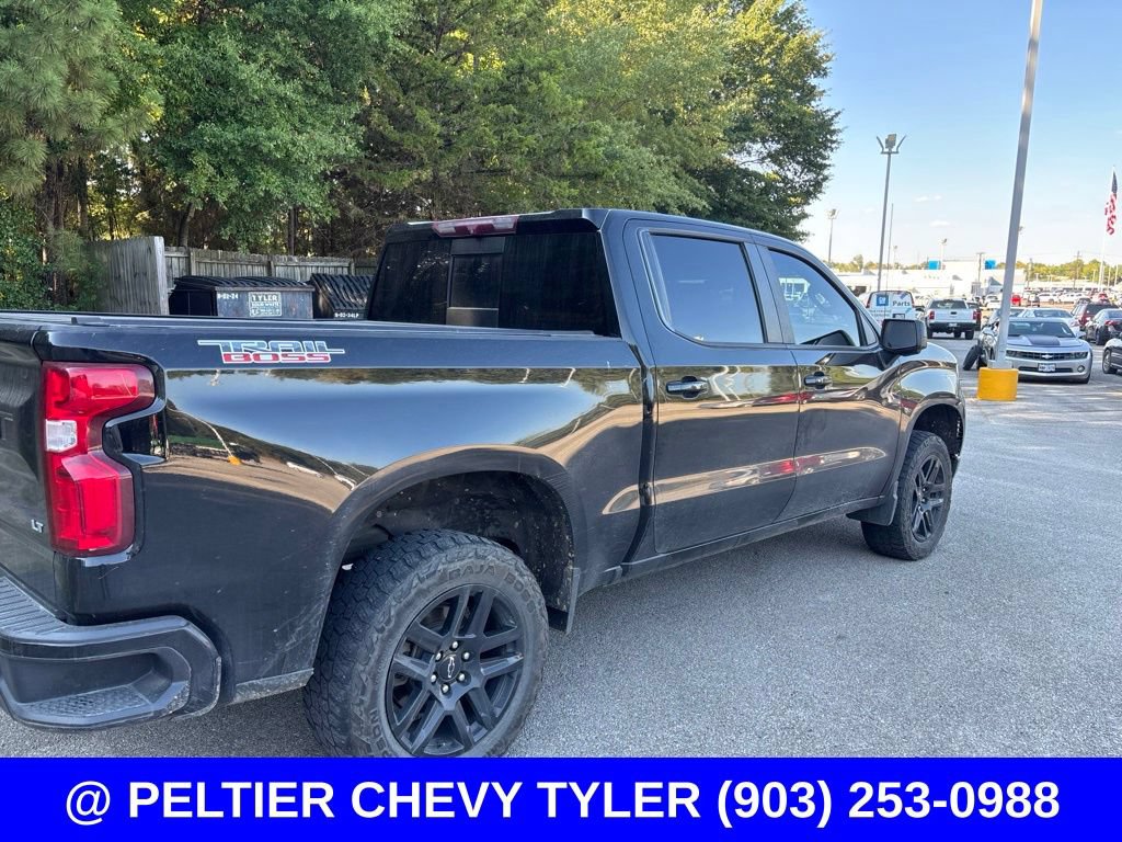 Used 2023 Chevrolet Silverado 1500 LT Trail Boss w/ LT Trail Boss Premium Package AWD/4WD image 8