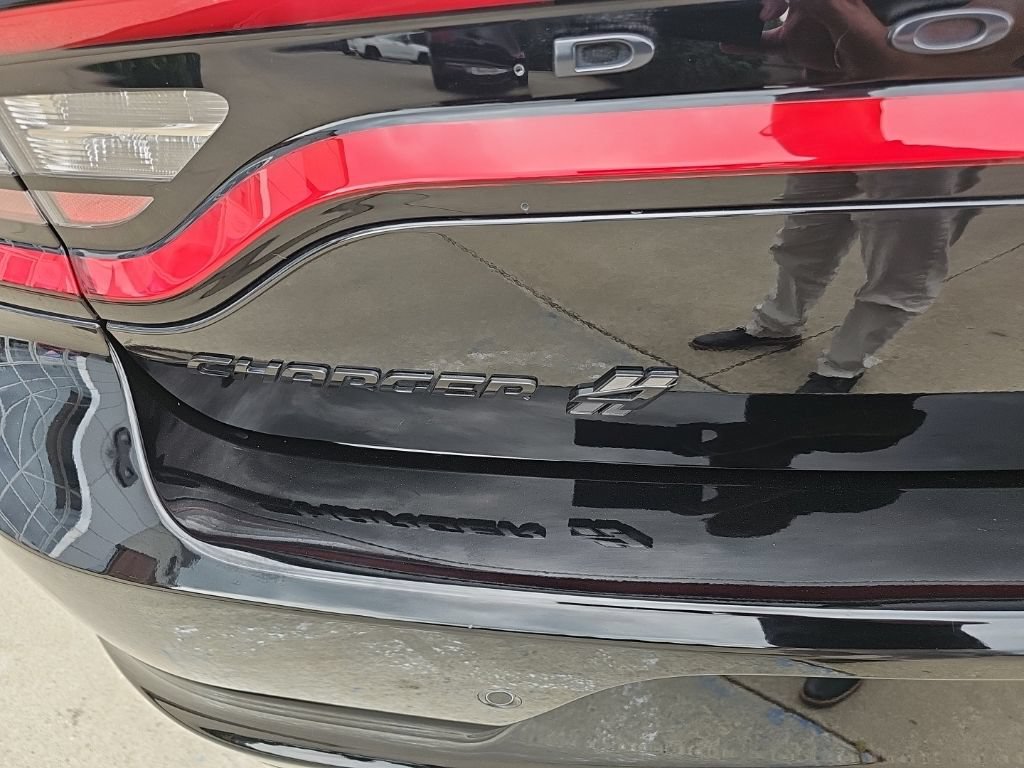 Certified 2020 Dodge Charger SXT w/ Blacktop Package AWD/4WD image 15