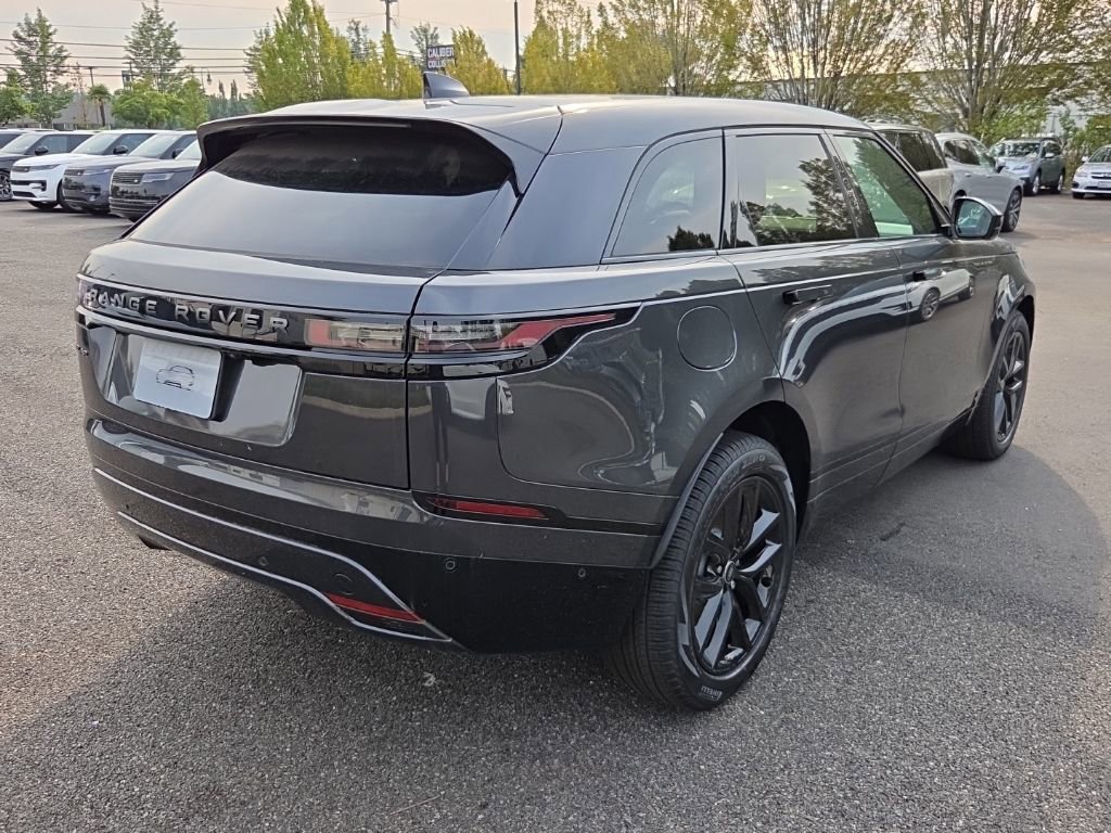 New 2026 Land Rover Range Rover Velar Dynamic SE image 7