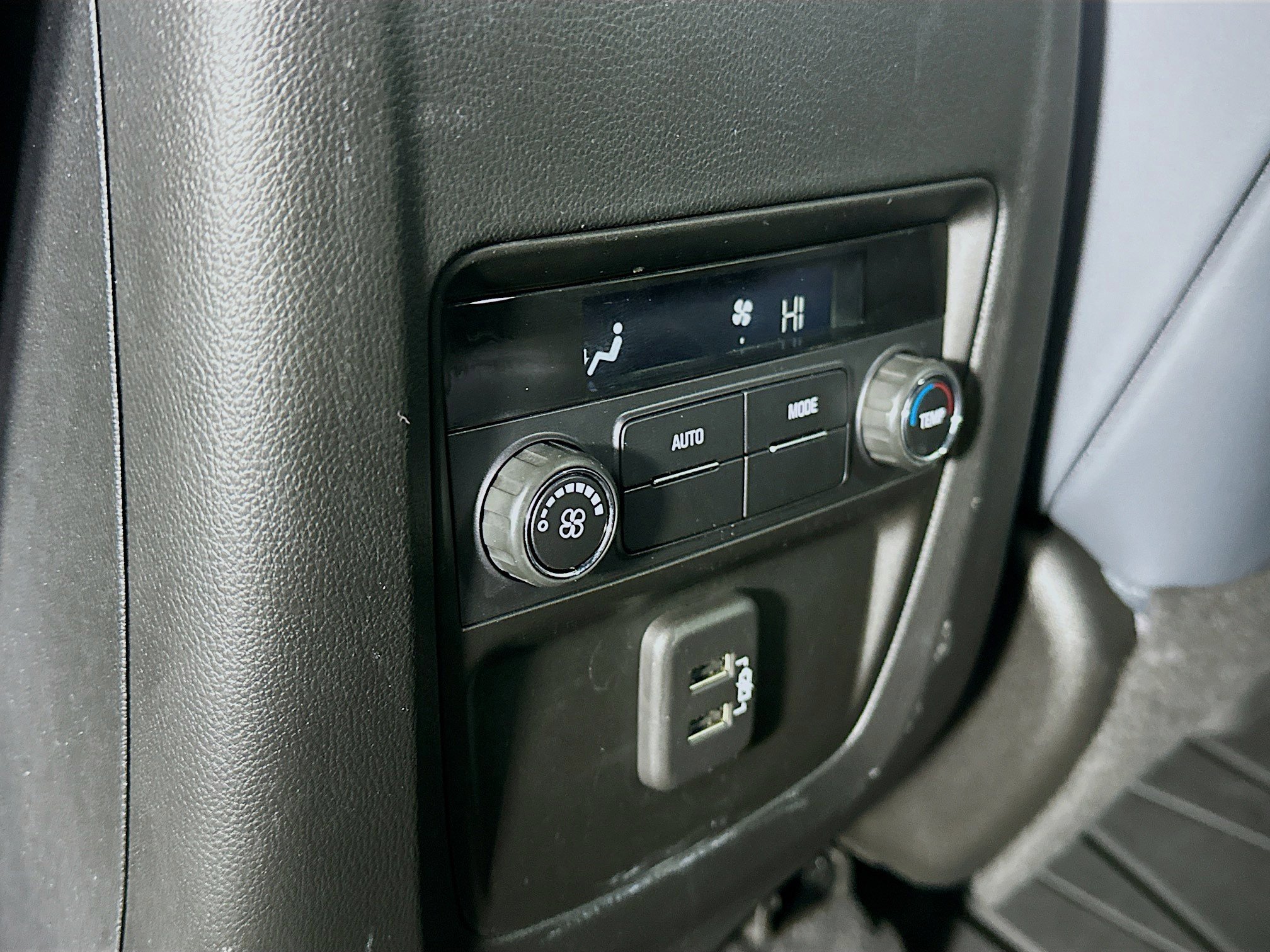 Used 2024 Buick Enclave Essence w/ LPO, Floor Liner Package image 27