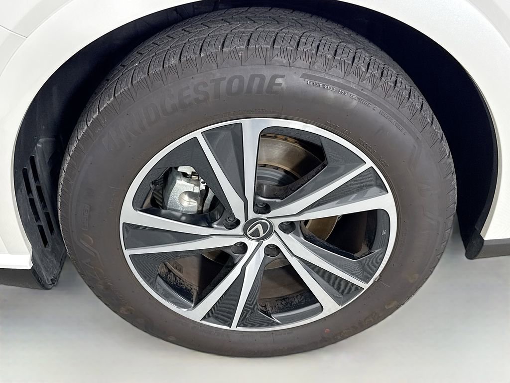 Used 2025 Lexus RX 350 Premium w/ Accessory Package (Z1) image 32