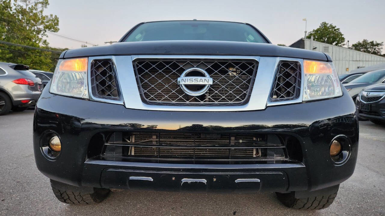 Used 2011 Nissan Pathfinder Silver image 3