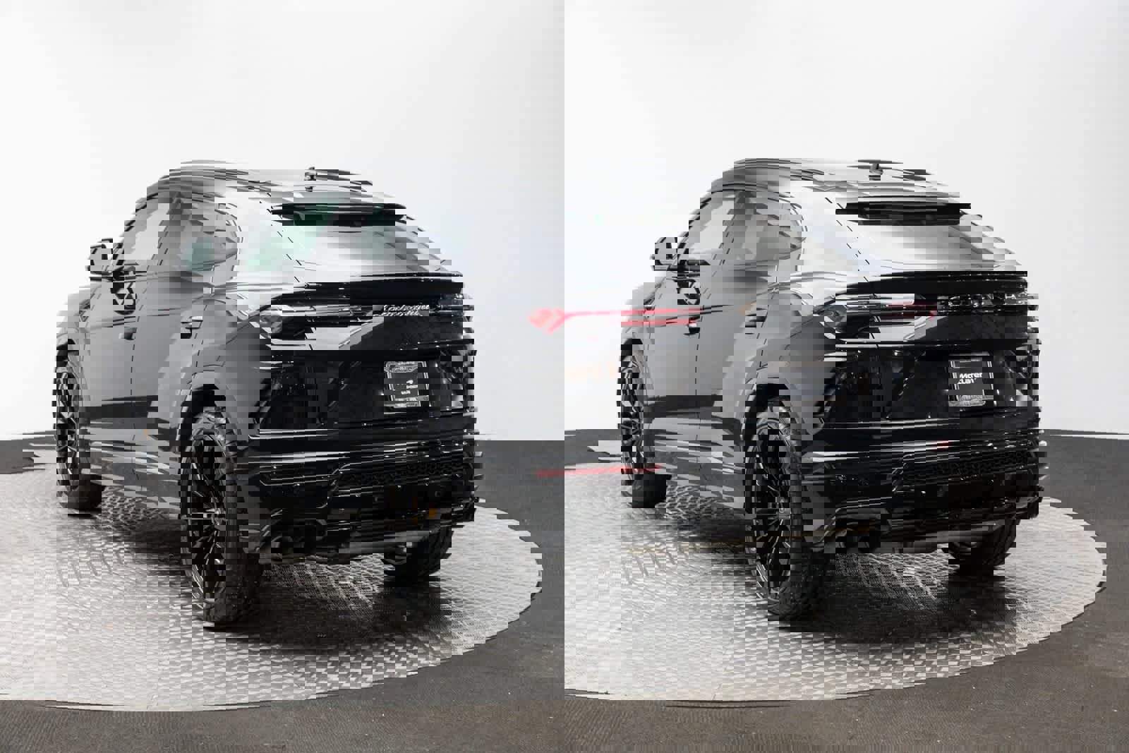 Used 2022 Lamborghini Urus image 4