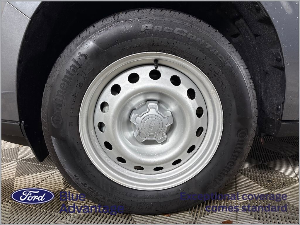 Certified 2025 Ford Maverick XL w/ Equipment Group 102A image 13