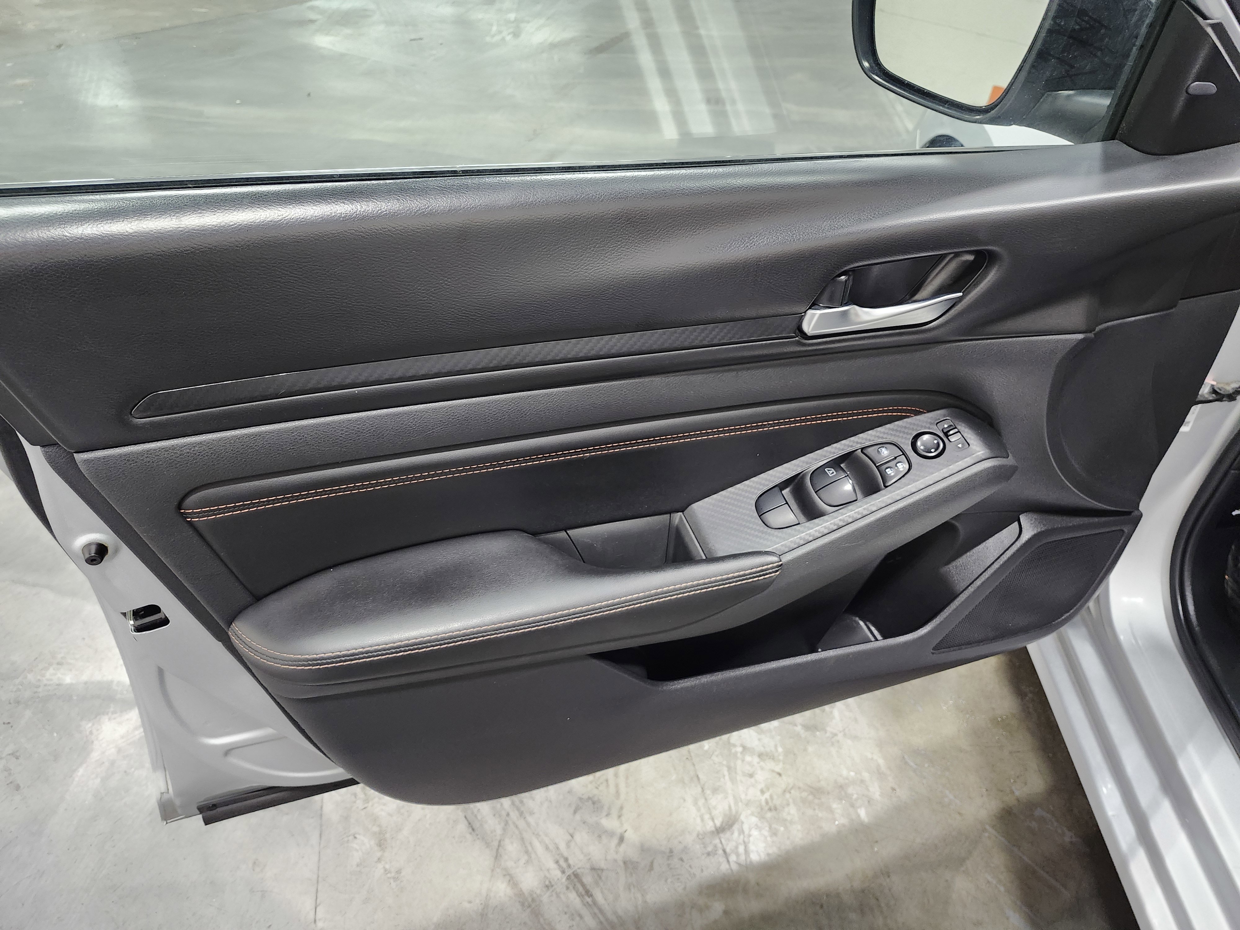 Used 2021 Nissan Altima 2.5 SR image 24