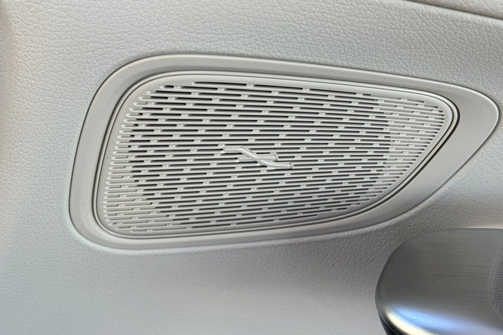 Certified 2024 Mercedes-Benz GLC 300 image 31