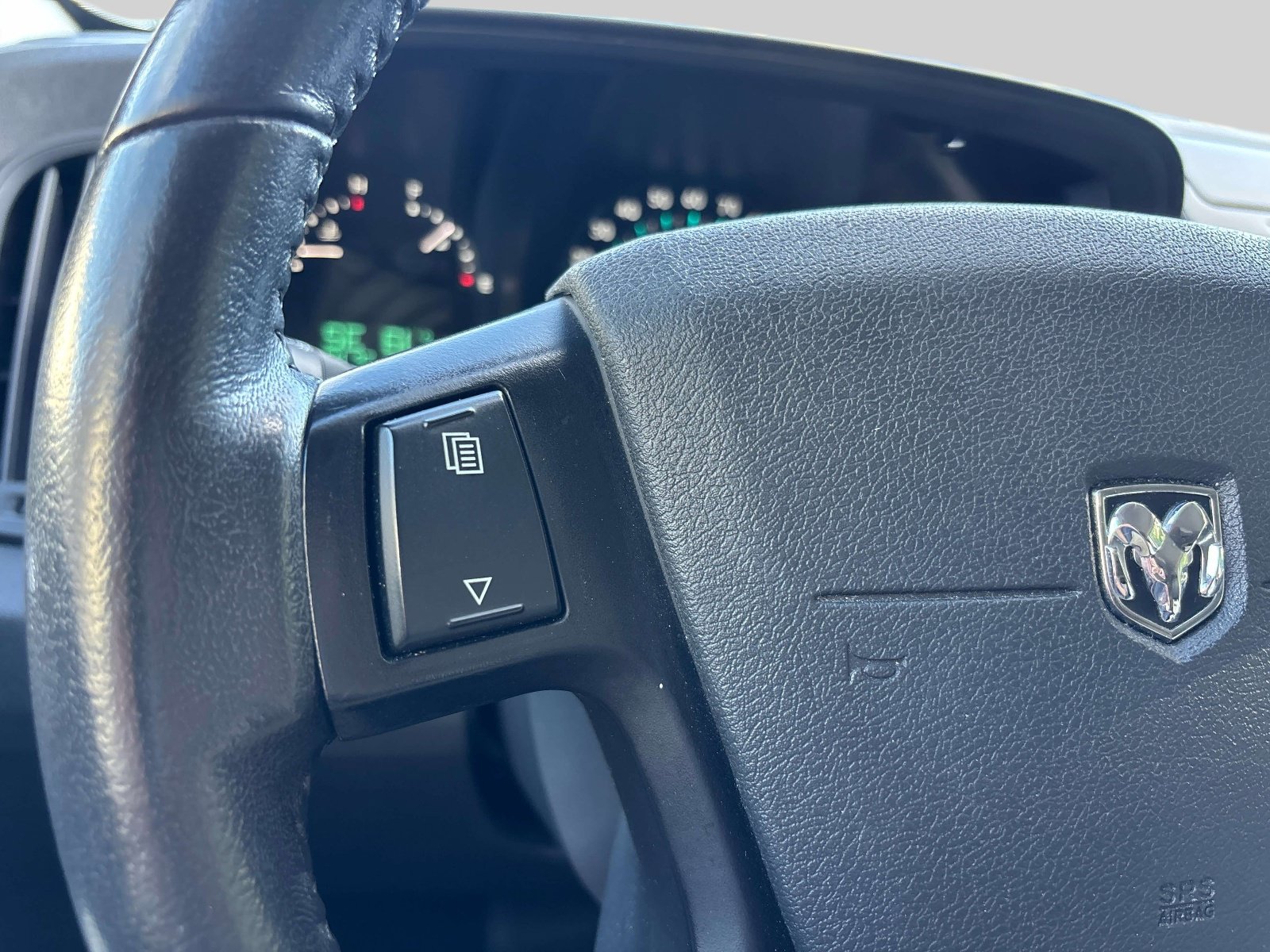 Used 2009 Dodge Journey R/T w/ Rear Seat Video Group FWD image 22