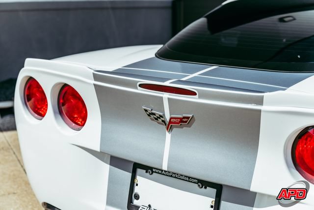 Used 2013 Chevrolet Corvette Z06 w/ 3LZ Preferred Equipment Group RWD image 38