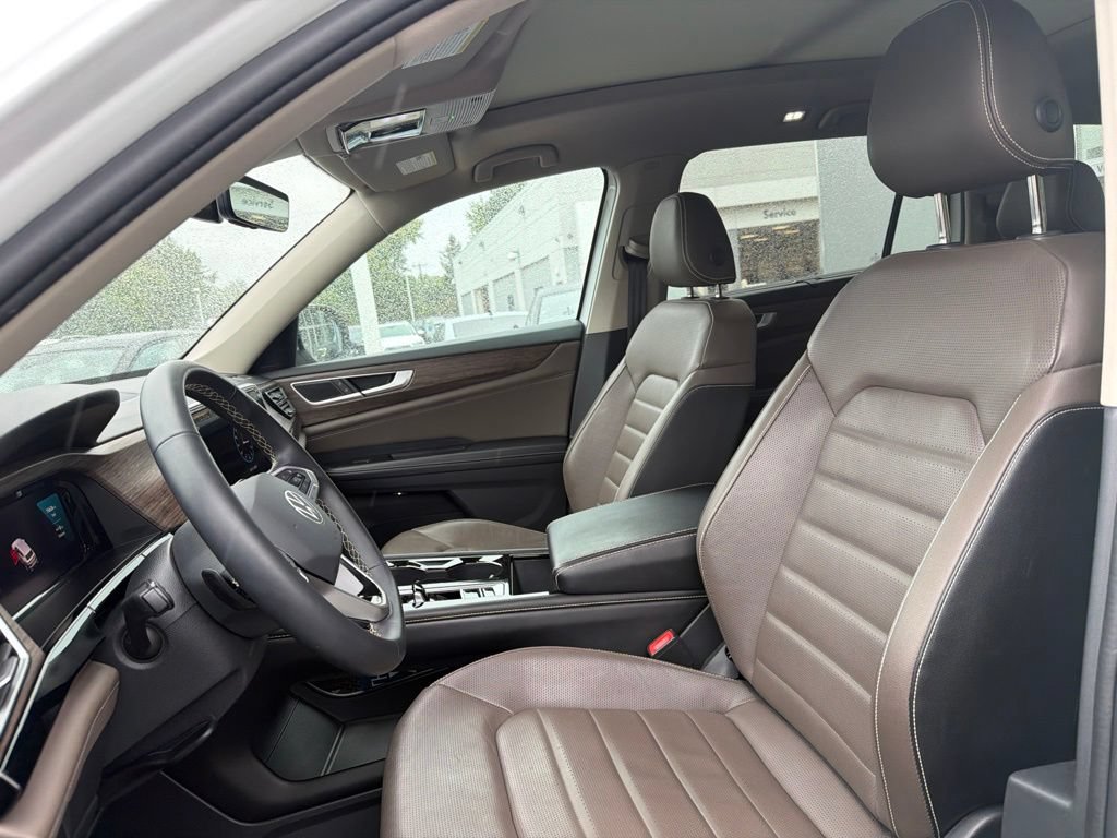 Certified 2024 Volkswagen Atlas SEL AWD/4WD image 13