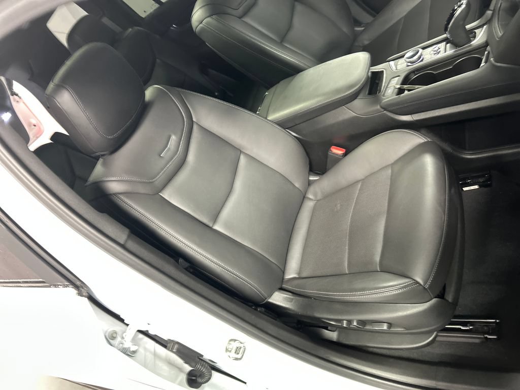 Used 2024 Cadillac XT6 Premium Luxury AWD/4WD image 26