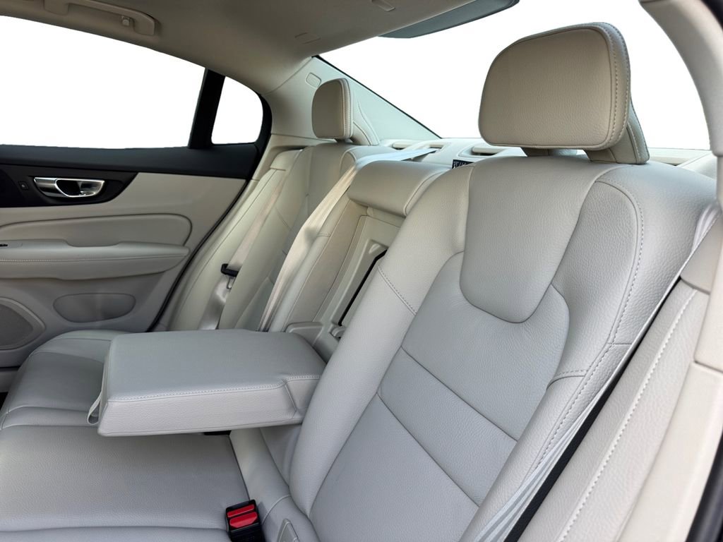 Certified 2025 Volvo S60 T8 Plus w/ Climate Package AWD/4WD image 25