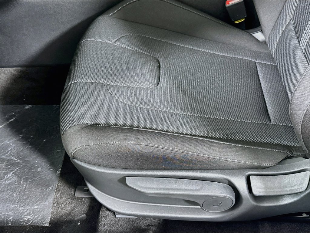 New 2026 Hyundai Elantra SE FWD image 15