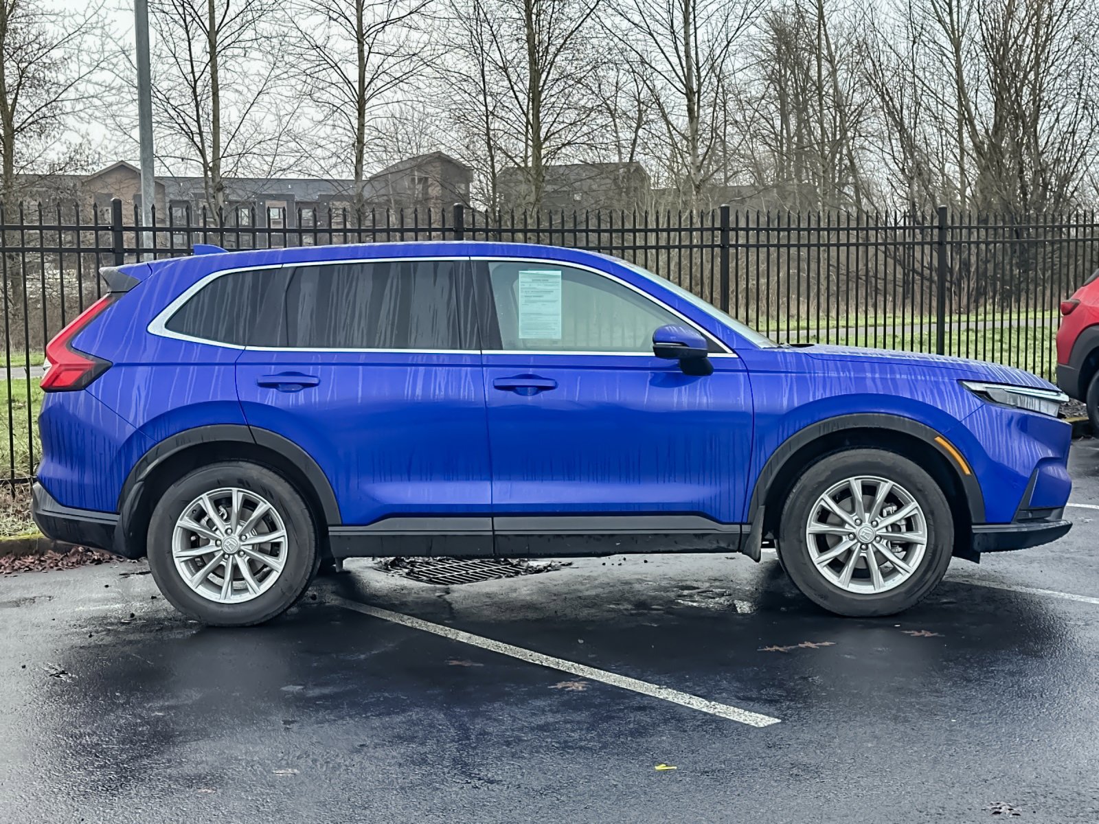 Used 2025 Honda CR-V EX-L image 3