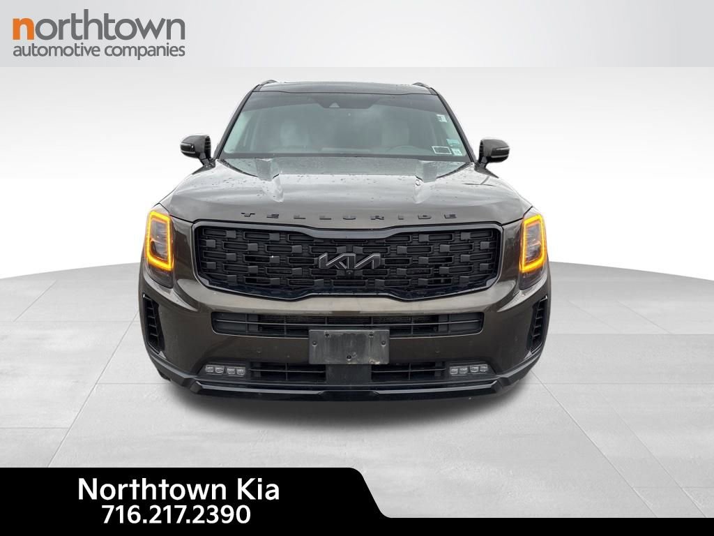 Used 2022 Kia Telluride SX w/ Nightfall Edition Package image 2
