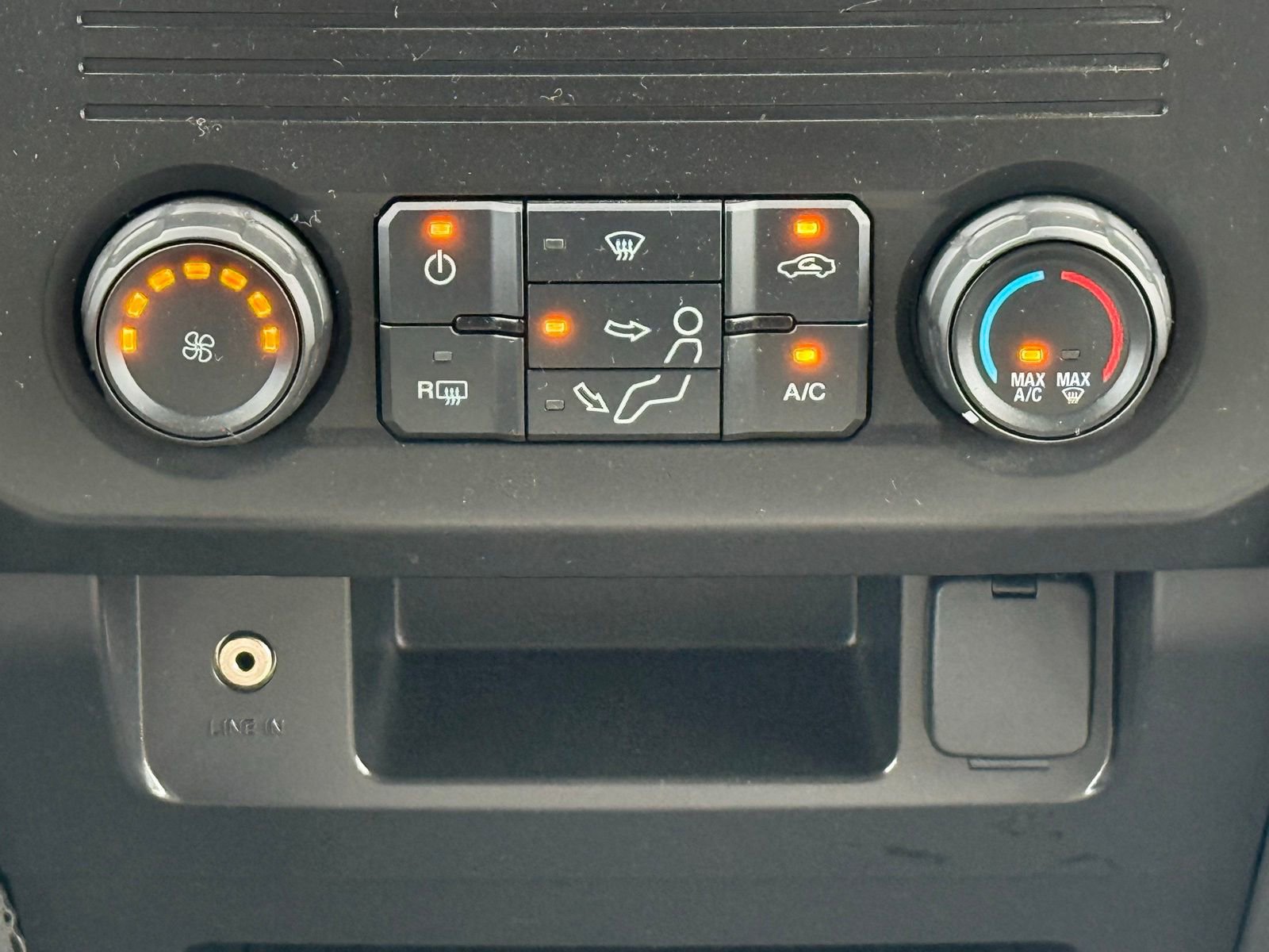 Used 2017 Ford F450 XL w/ Power Equipment Group AWD/4WD image 20