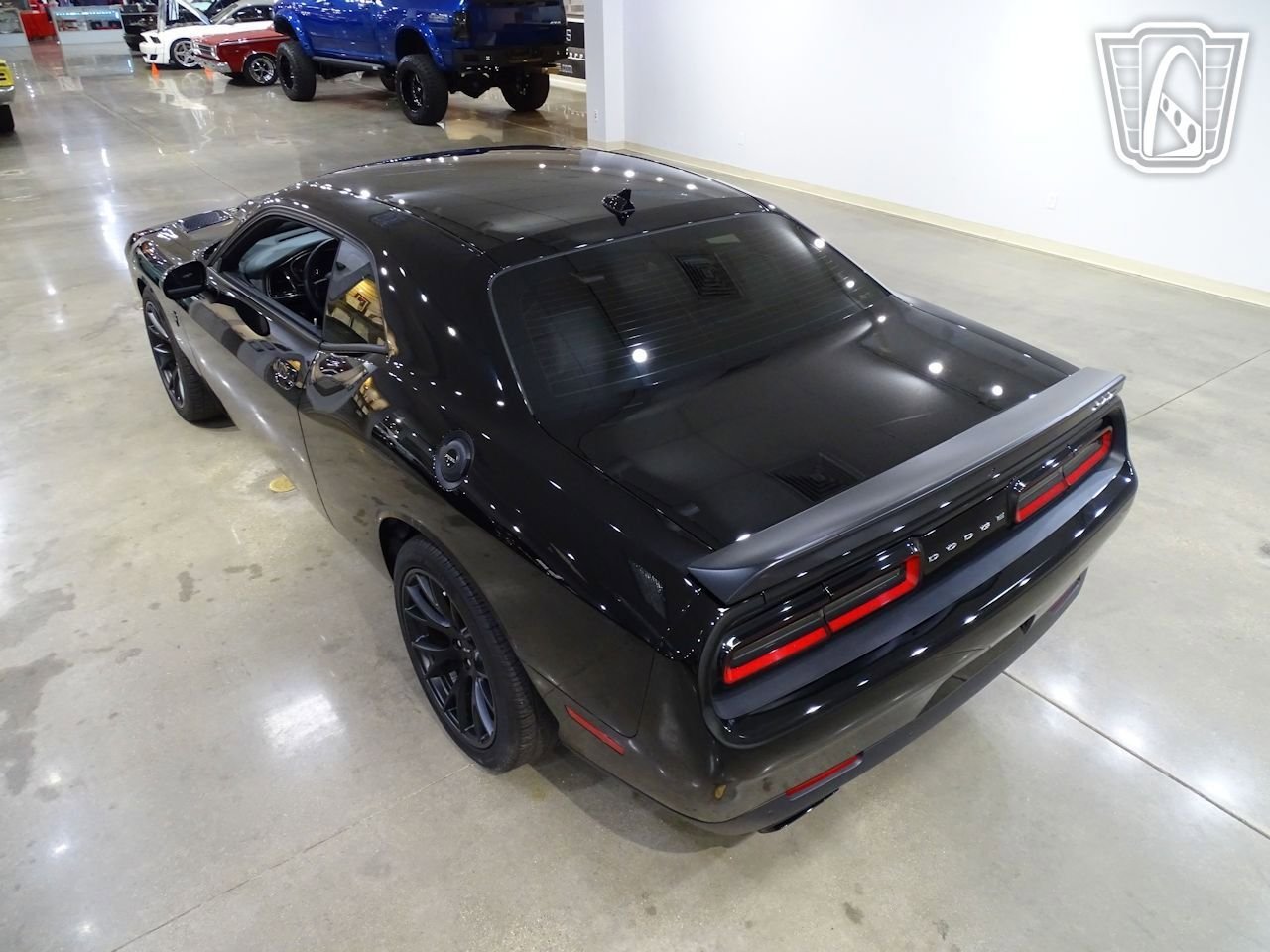 Used 2015 Dodge Challenger SRT Hellcat RWD image 9