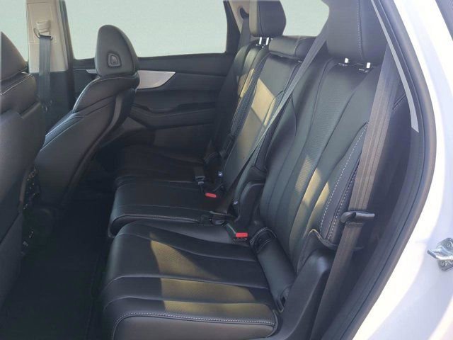 Used 2025 Acura MDX FWD w/ Technology Package image 12