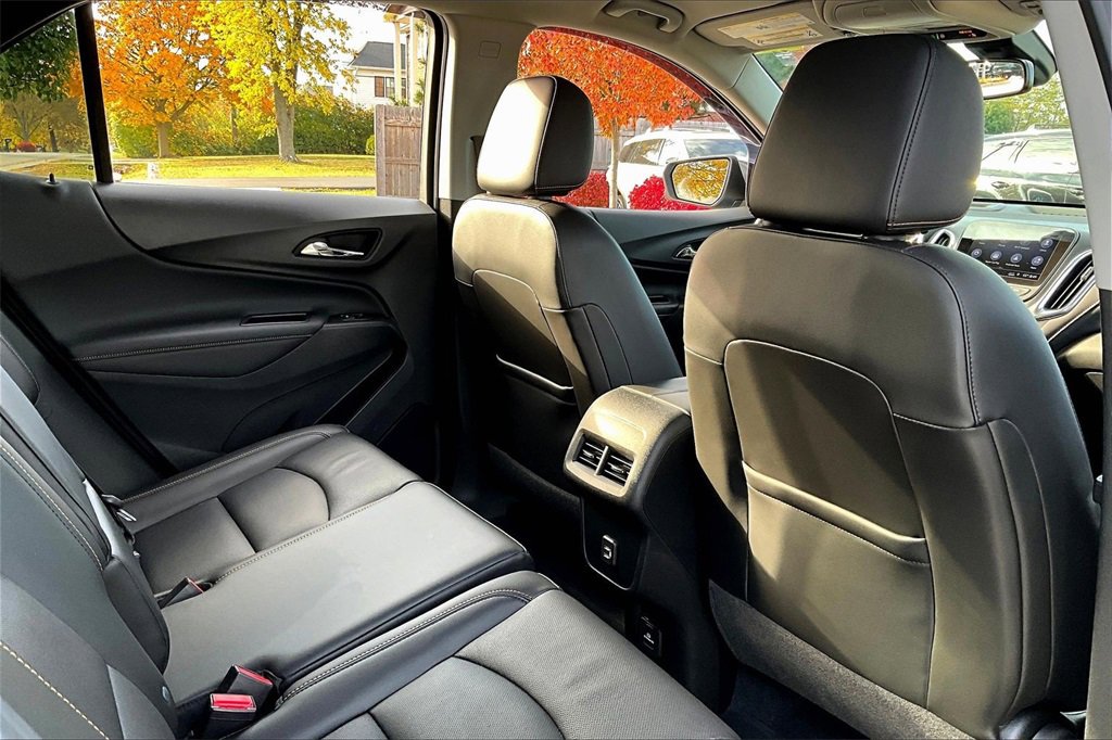 Used 2020 Chevrolet Equinox Premier image 30