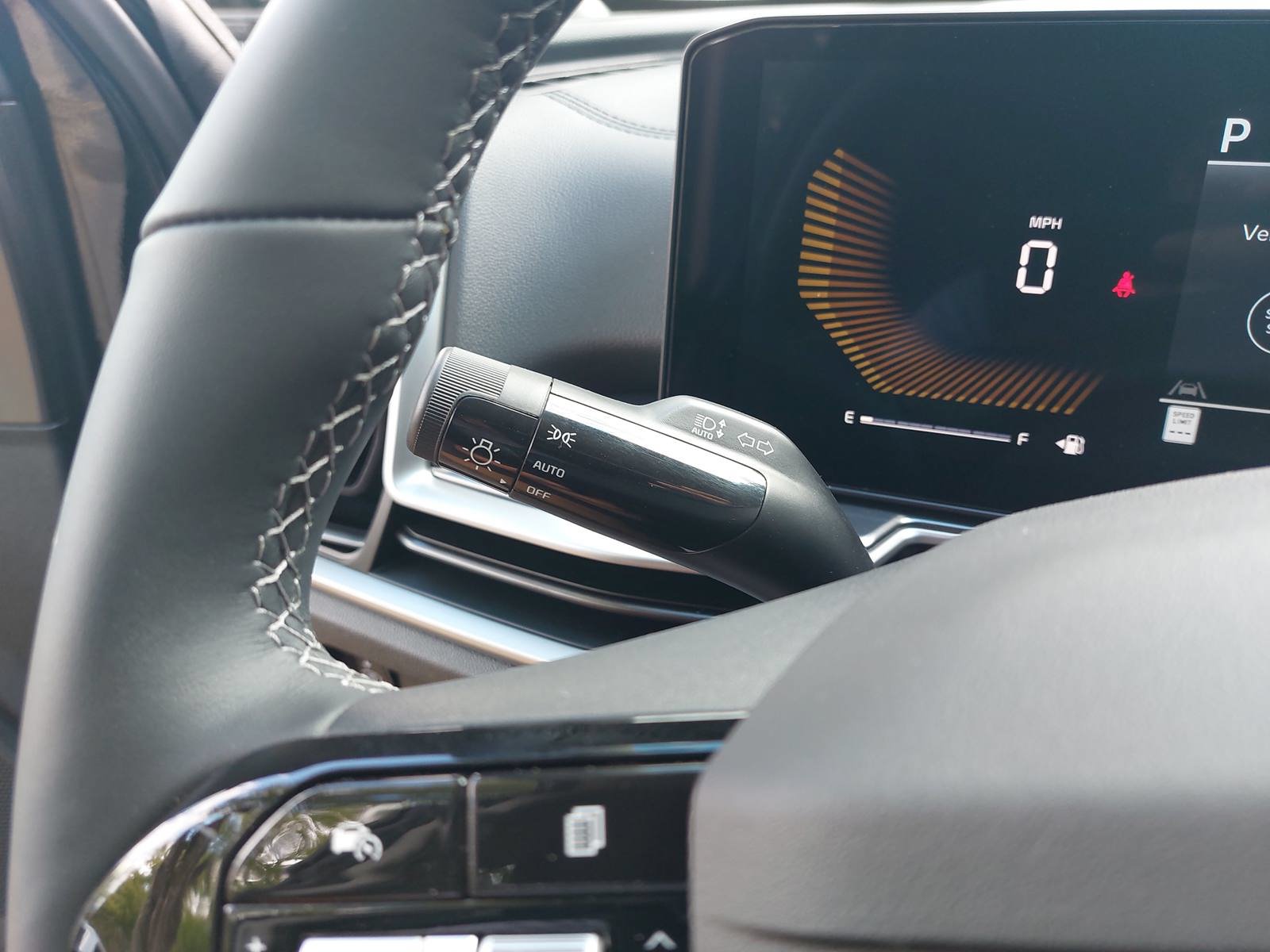 New 2026 Kia Sorento S FWD image 24