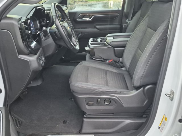 Used 2024 Chevrolet Silverado 1500 LT AWD/4WD image 9