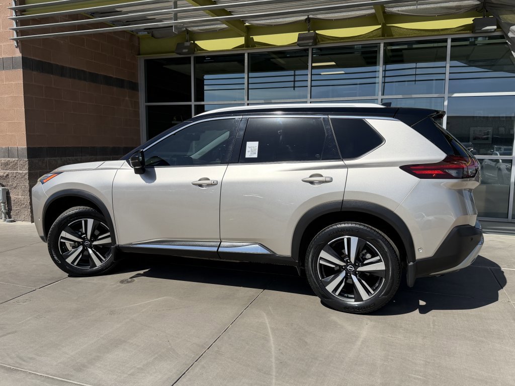 Used 2022 Nissan Rogue Platinum w/ Head-Up Display Package FWD image 5