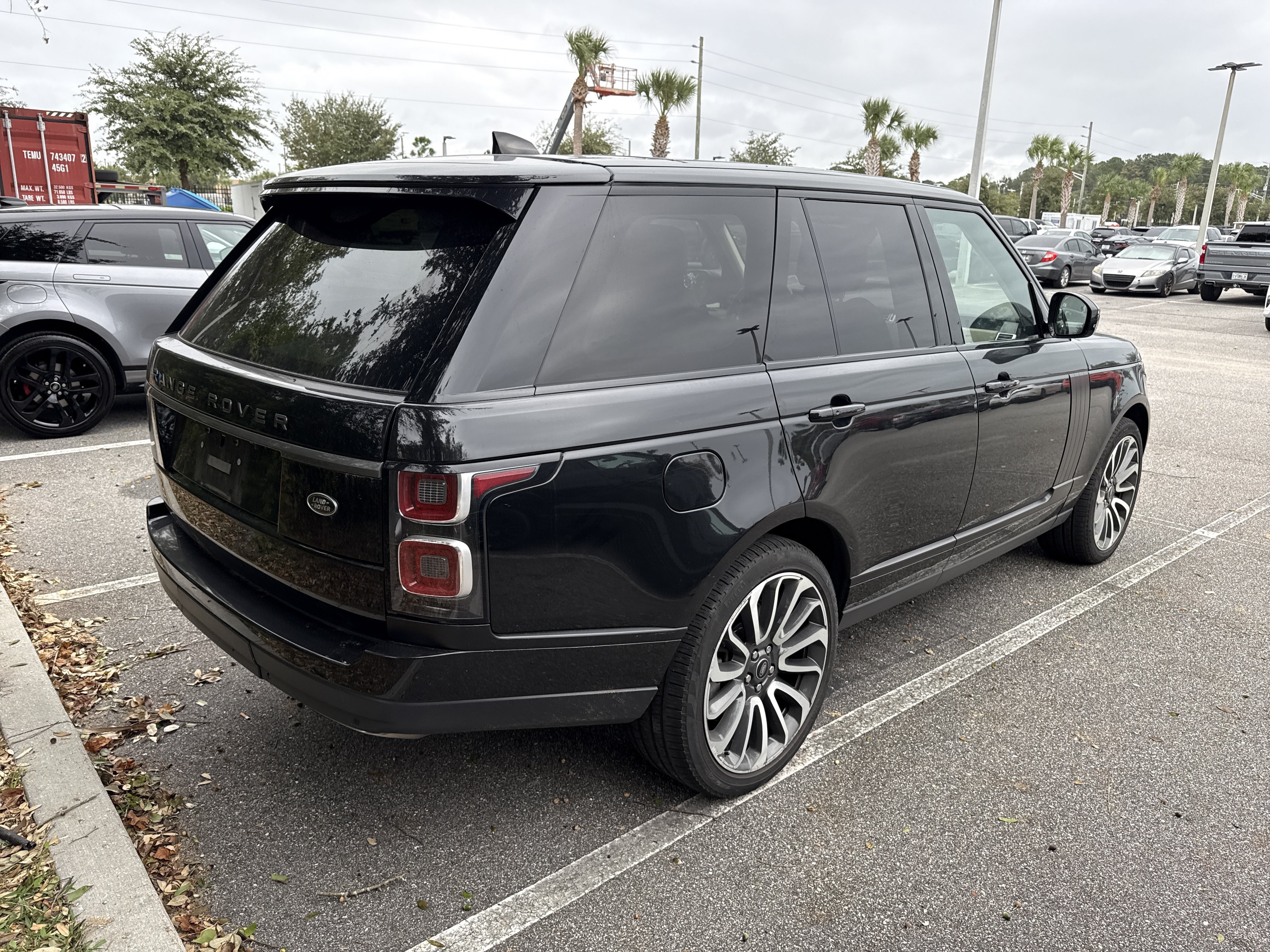 Used 2021 Land Rover Range Rover AWD/4WD image 3