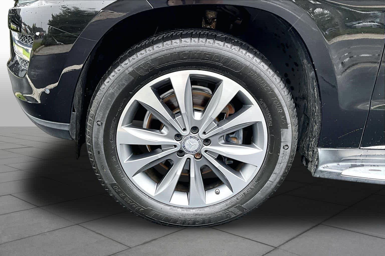 Used 2015 Mercedes-Benz GL 450 4MATIC image 11