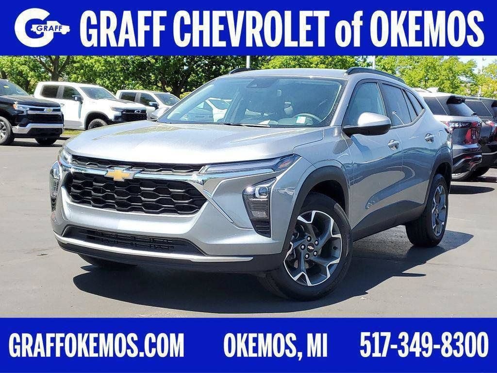 Certified 2025 Chevrolet Trax LT w/ Driver Confidence Package